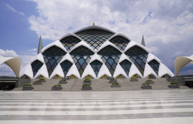 Ilustrasi Plaza Depan